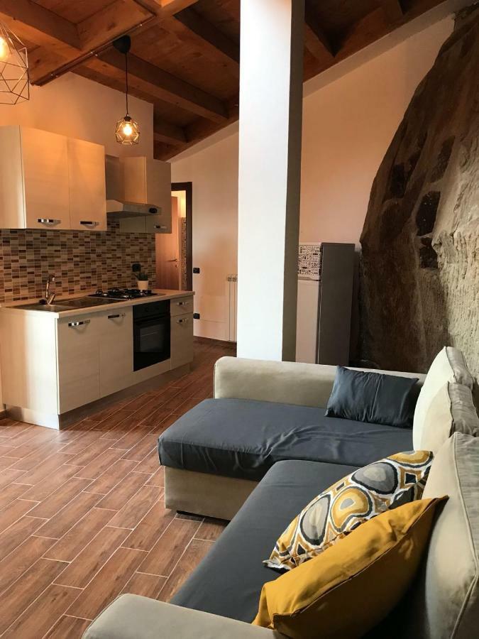 La Pietra Gialla Pietrapertosa Luaran gambar